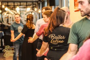 cours-danse-salsa-bachata-nantes-bailarlatino-latino